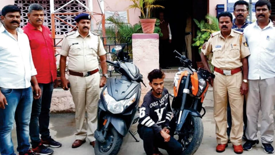 Bike-lifter nabbed: Two motorcycles, four mobile phones recovered