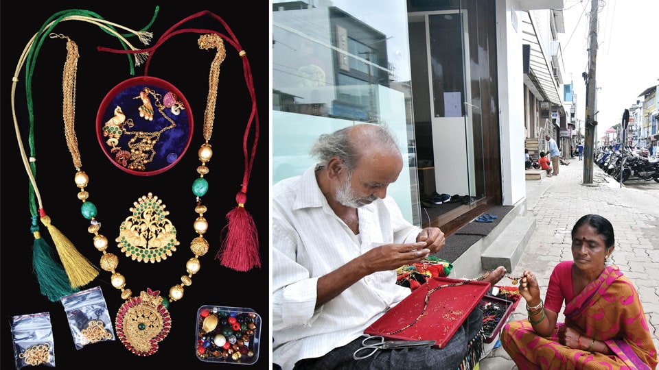 BEADING: Unsung Beadstringers of Ashoka Road