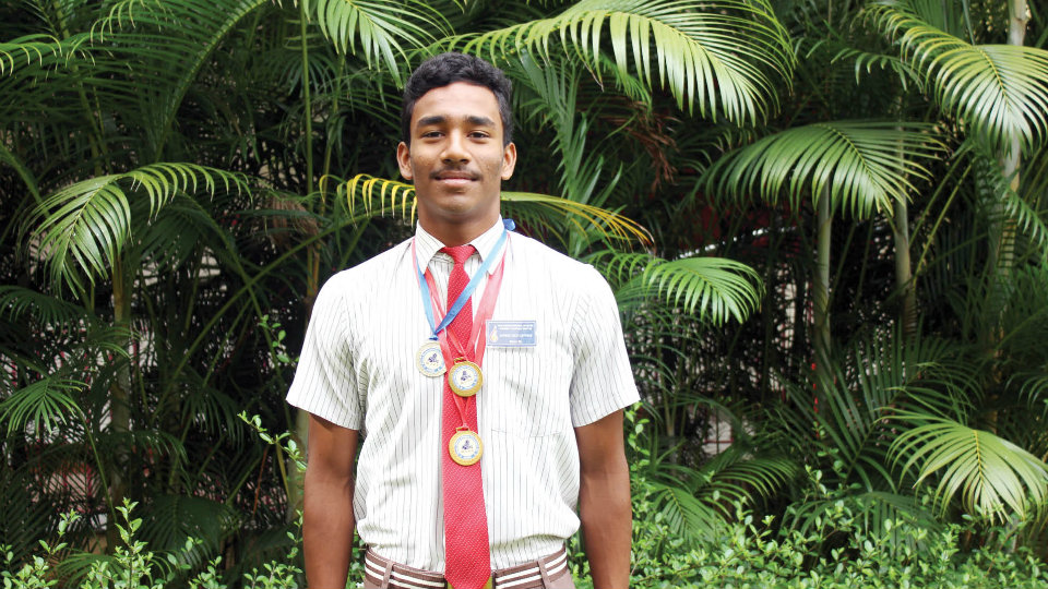 Bags medals in athletics