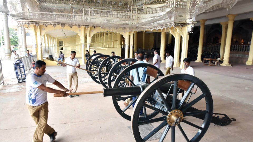 Cannon drill begins at Palace