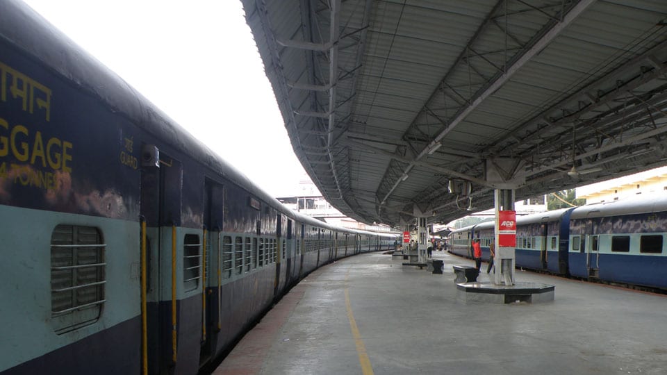 Dasara rush: Railway  Platform ticket fare revised