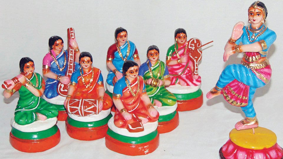 Display of dolls at Pratima Gallery from tomorrow