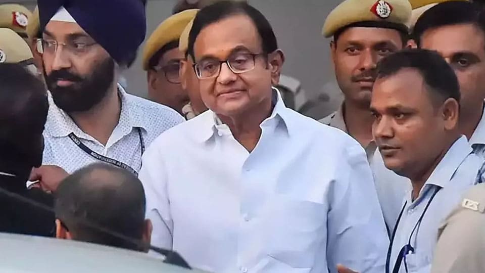 No bail for Chidambaram in SC; ED free to arrest him