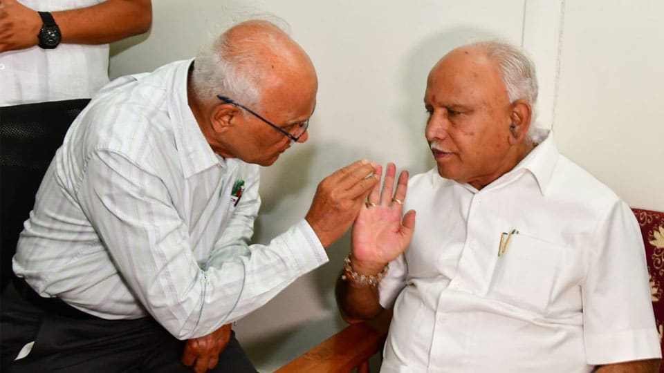 Dr. Bhyrappa asks CM to Save Kannada from the onslaught of English