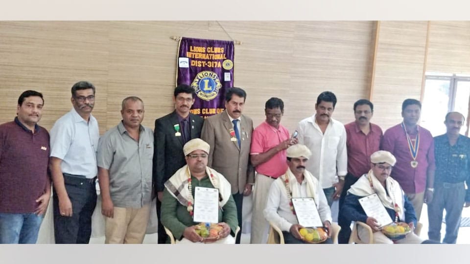 Lions Club of Mysore Mid-Town honours eminent persons