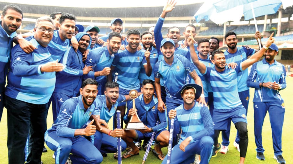 Star-studded Karnataka lift Vijay Hazare Trophy