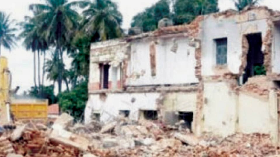 K.R. Mills partially demolished for Mysuru-Bengaluru road widening