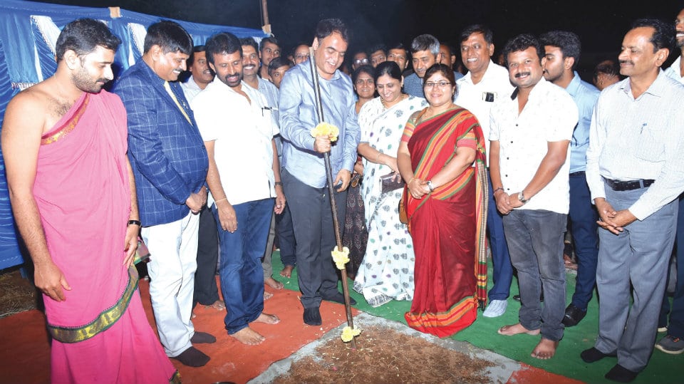 Dy.CM lays foundation for new hostel, lecture halls at MMC&RI