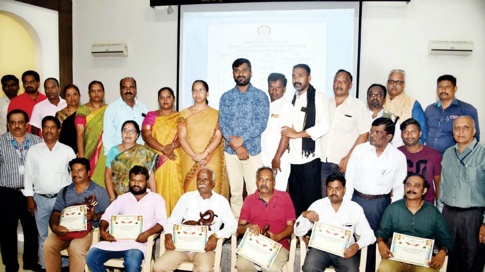 Prizes distributed to winners of Dasara-2019 Tableaux
