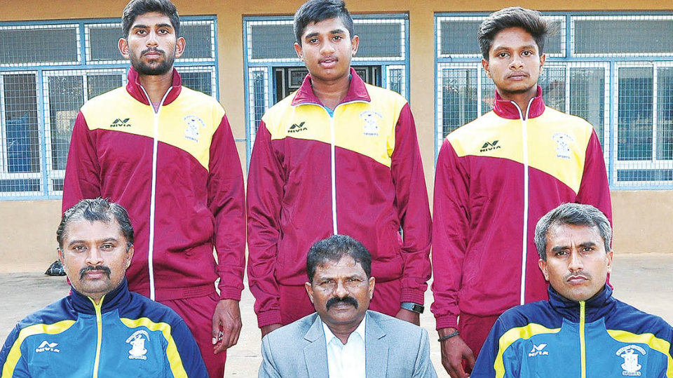 Mysore University Tennis Team for South Zone Tournament