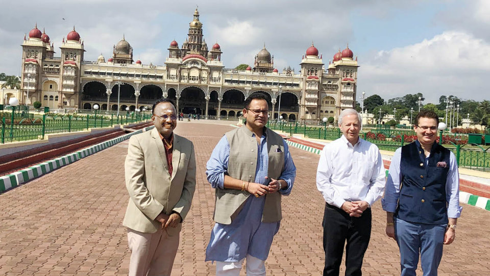 US Ambassador to India visits Mysore Palace