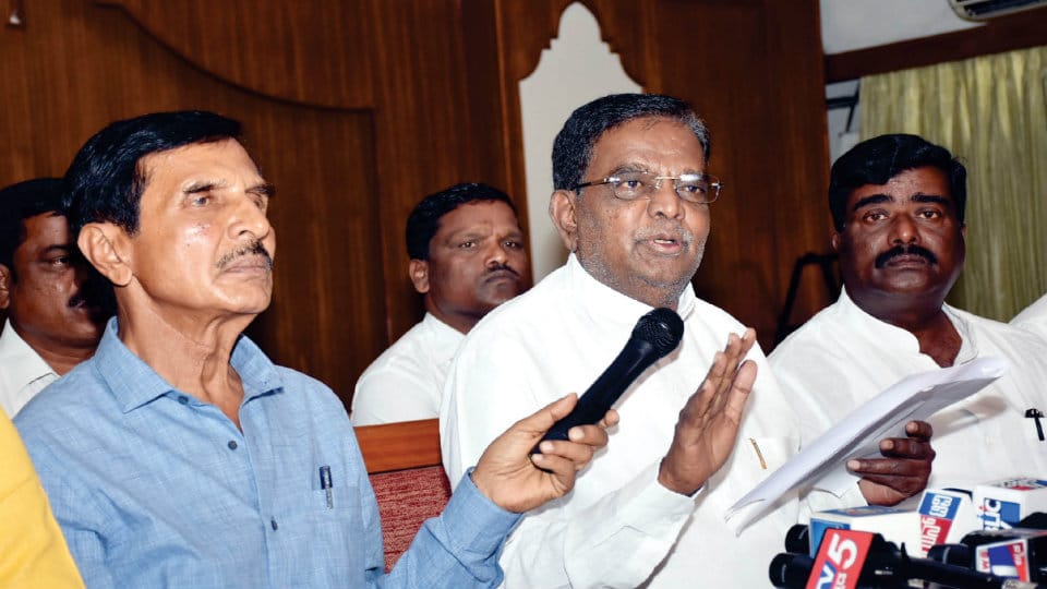 MP Sreenivasa Prasad clarifies on Education Department circular