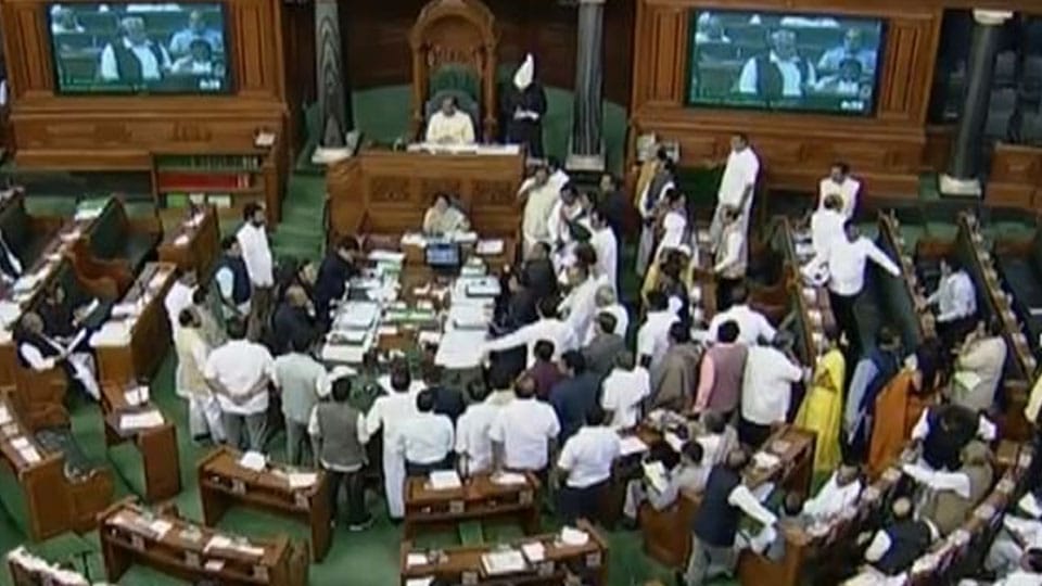 Uproar in Lok Sabha over Gandhis losing SPG cover