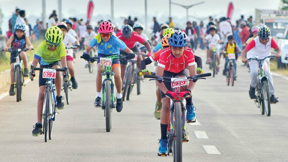 Over 200 pedallers take part  in Inter-School Championship