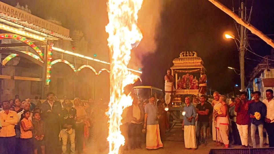 Grand ‘Vishnu Deepotsava’ held at Melukote Temple Dhanurmasa puja begins