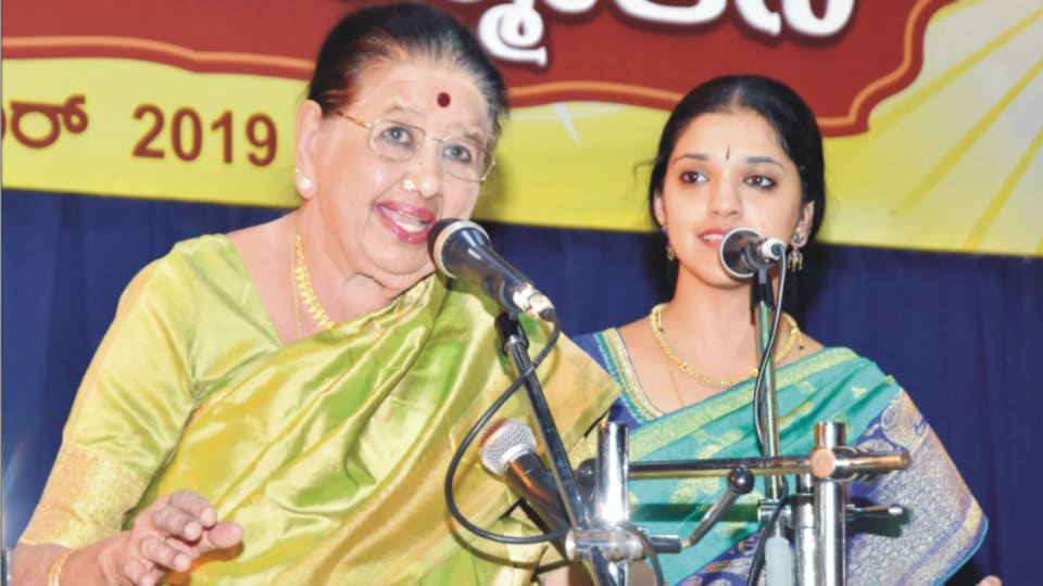 Vidu. Neela Ramgopal sings at JSS Music Festival