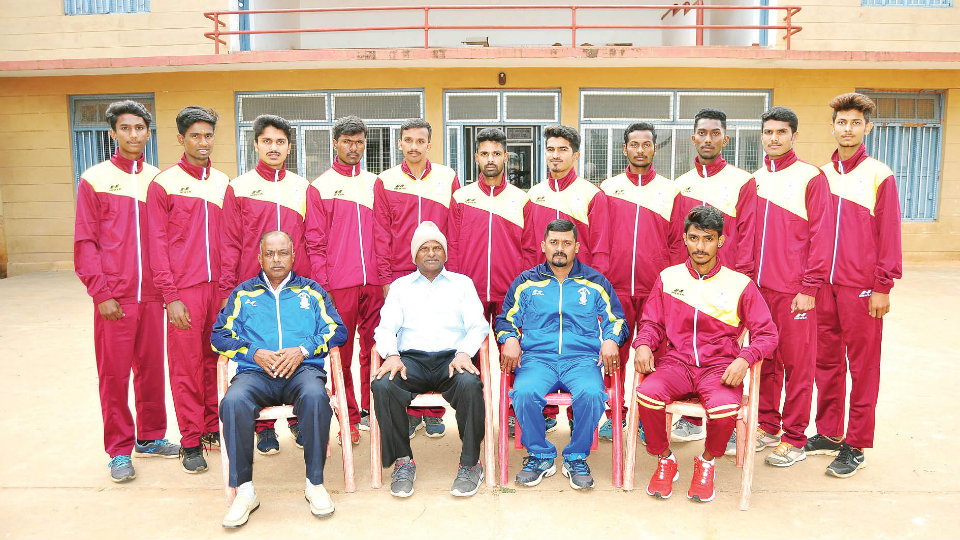 Mysore Varsity Kho-Kho team at South Zone Championship