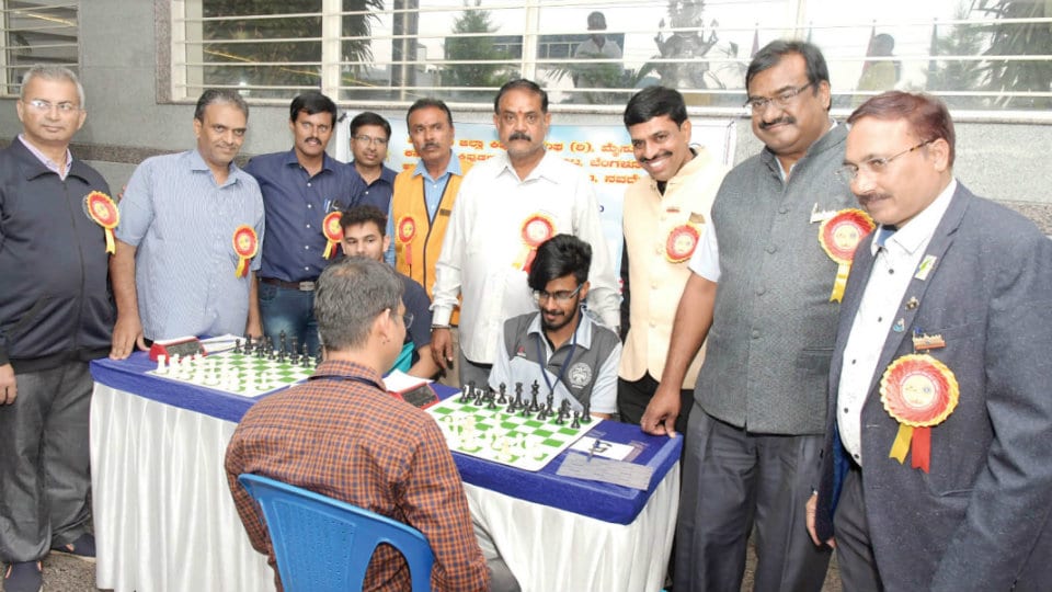 Over 200 players take part in National Chess Championship of Deaf in city