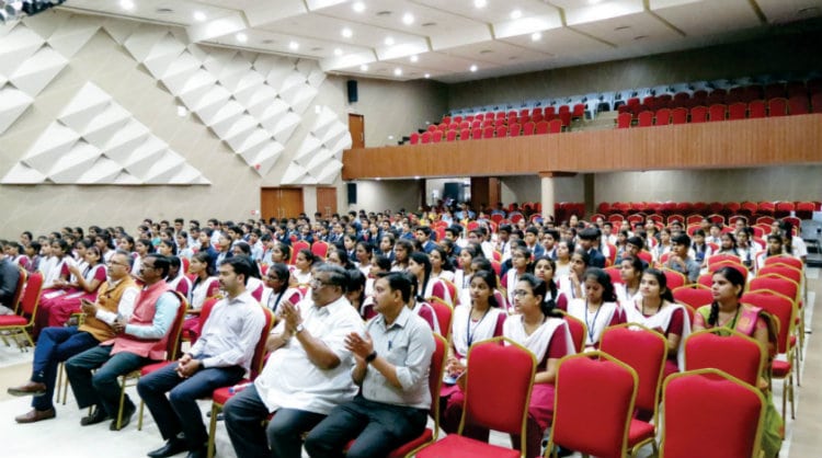 Nano Jatha popularises Nanotechnology among young minds-1