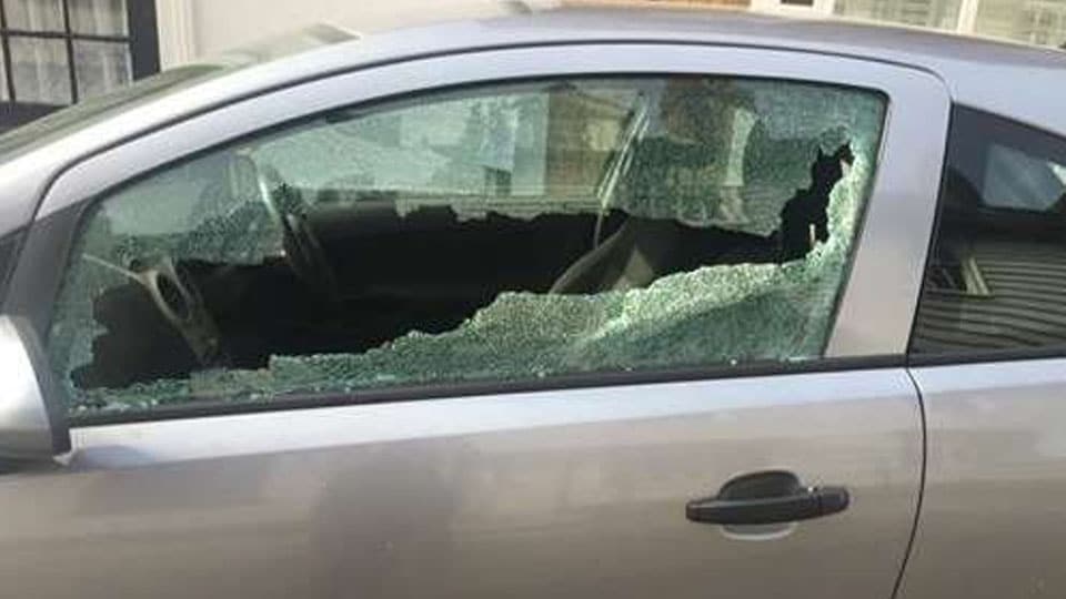Miscreants break car glass, decamp with Rs. 45,000