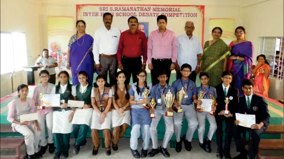 Prize winners of Debate competition