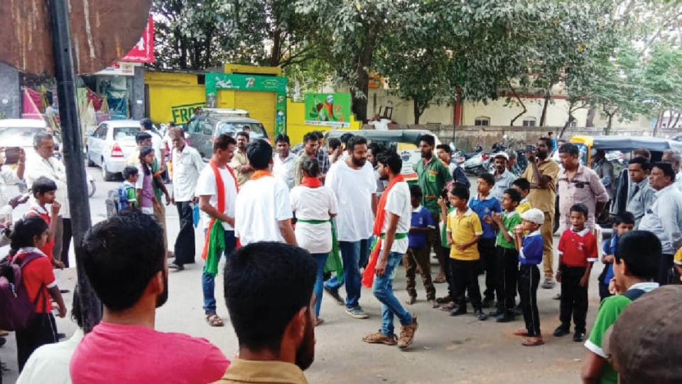 Street plays spread cleanliness awareness