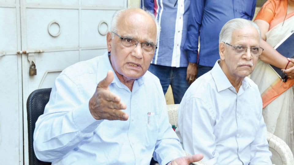 Dr. S.L. Bhyrappa bats for CAA, hails PM Modi