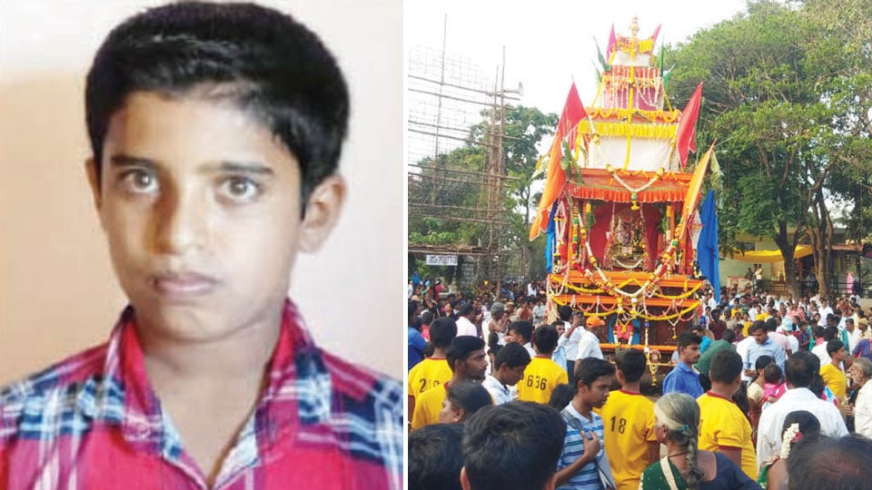 Shivaratri: Athmalingeshwara Rathotsava: Boy comes under chariot wheels, dies