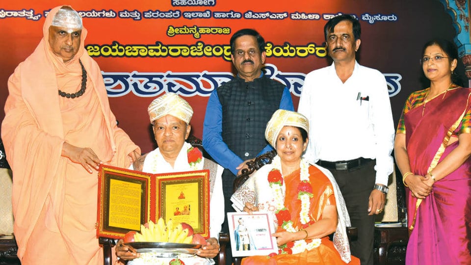 Suttur Seer fetes Padma Shri awardees