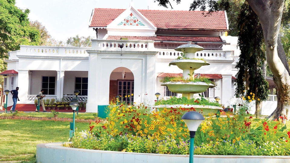 Government orders probe on works at DC’s residence