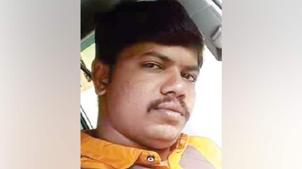 Mysuru Zilla Panchayat President’s car driver hacked to death
