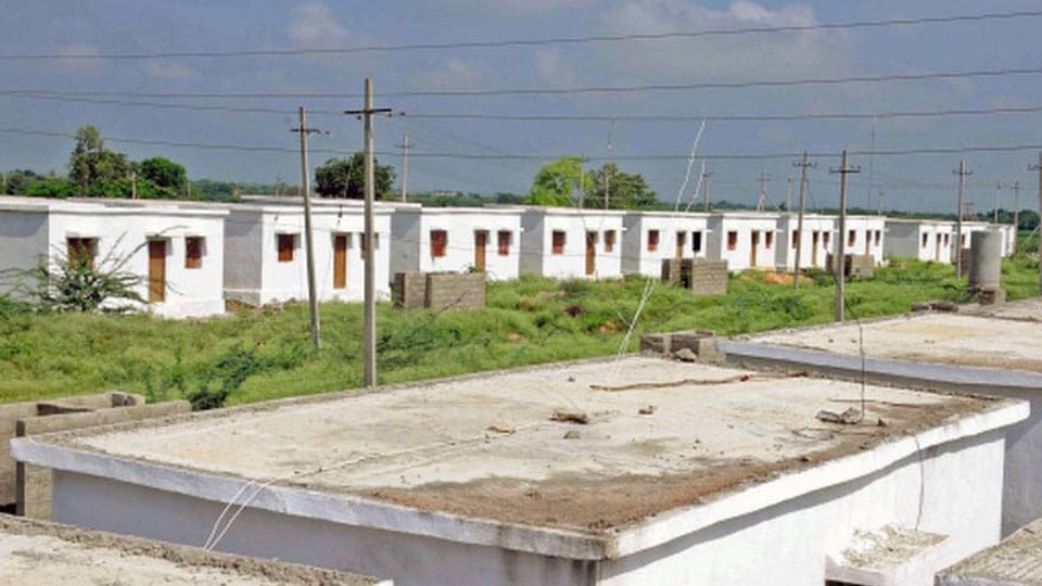 ‘Resume works on construction of blocked houses’
