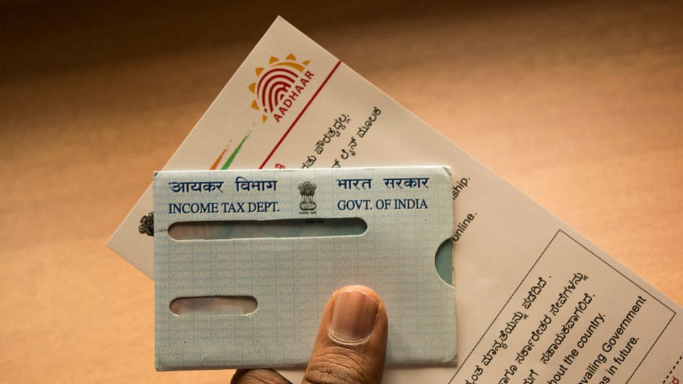 <strong>Link Aadhaar-PAN with Rs. 1,000 fee</strong>