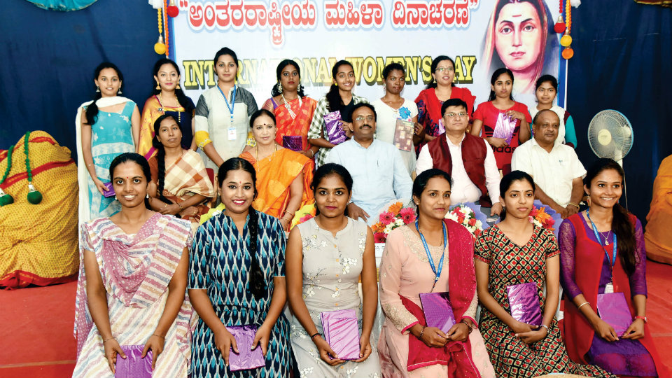 Women’s Day contests at Music University