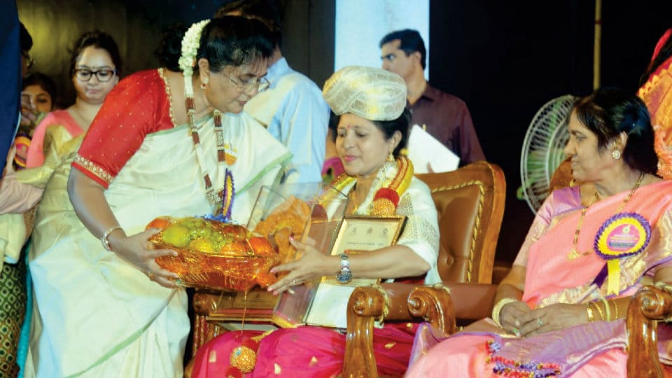Kittur Rani Chennamma Award conferred on Anitha Cariappa