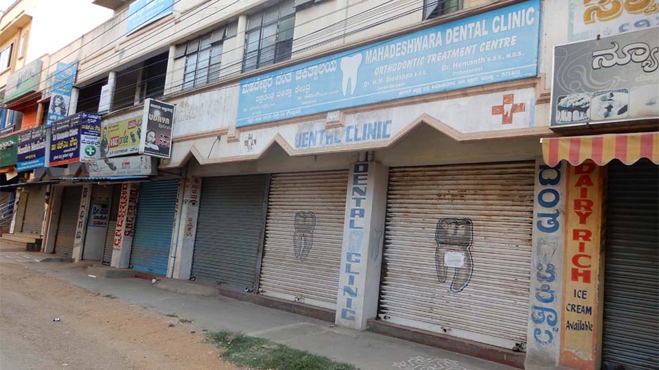 Corona effect: People shun Govt. Hospital in Mandya while private clinics remain closed