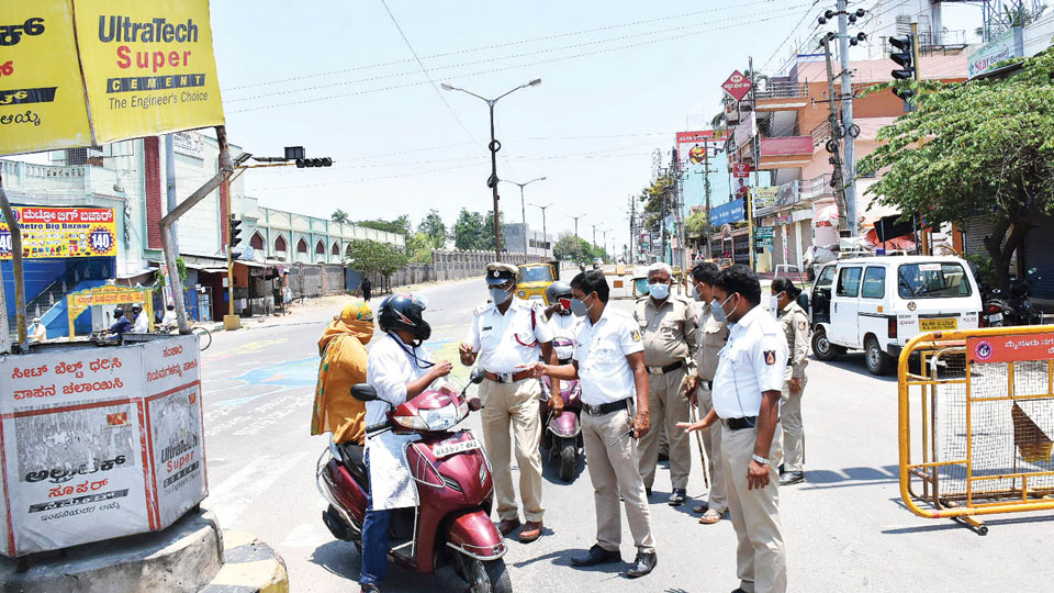 Penalise traffic rule violators in city