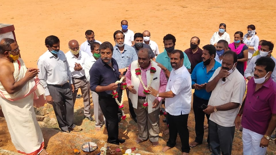 ‘Guddali Puja’ performed for seating facility at Mysore University Hockey Grounds