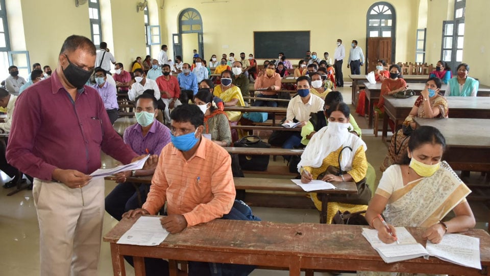 Evaluation of SSLC answer scripts begins in city