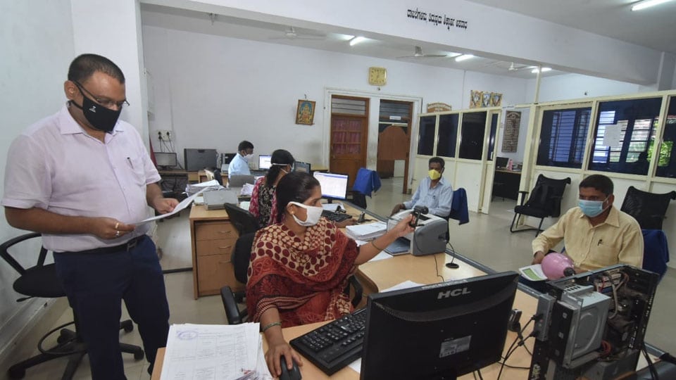 Server problem at Sub-Registrar's Office - Star of Mysore