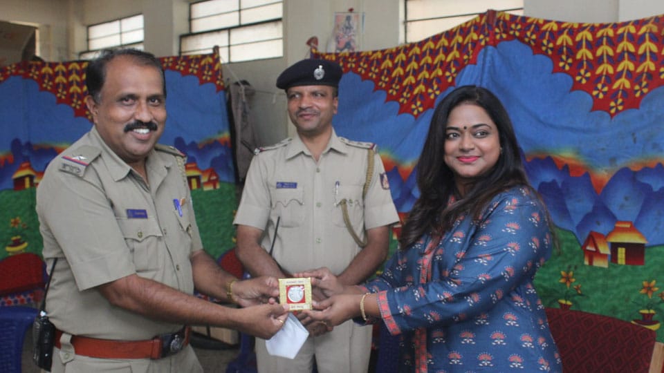 Actor-Producer Shruti Naidu extends special thanks to Police Force