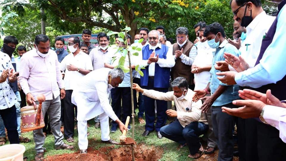 More grants utilised to maintain green cover of Gangothri: VC