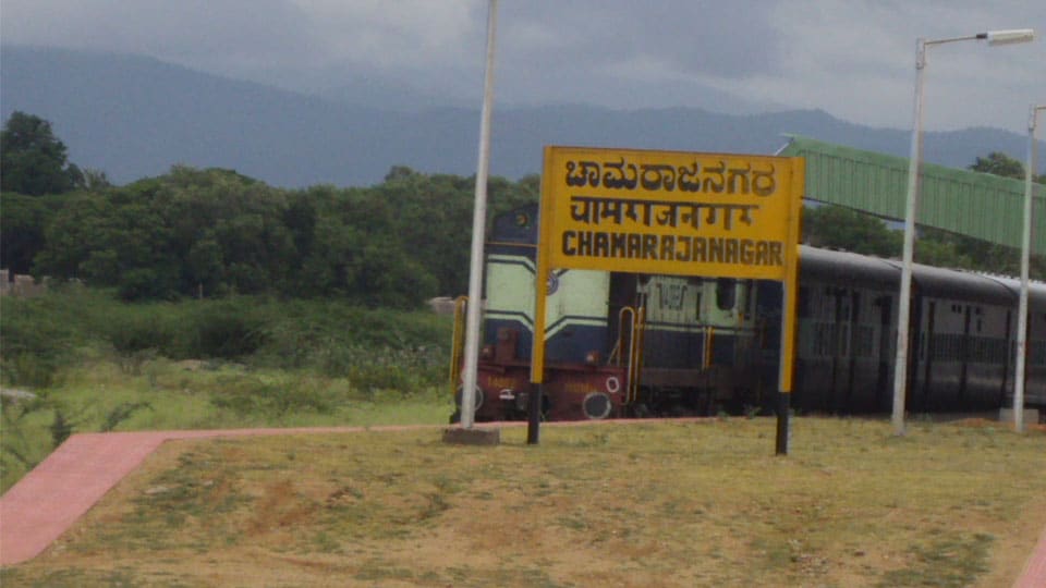 Ten TN labourers who entered Chamarajanagar without permission sent to quarantine