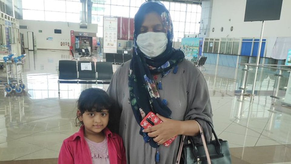 Eight-year-old girl flies solo from Hyderabad to Mysuru