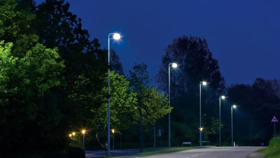 Installation of automatic street light controllers: Some thoughts