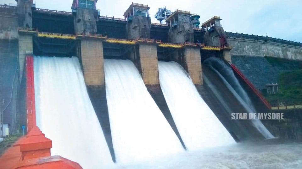 5,000 cusecs water released from Harangi Dam