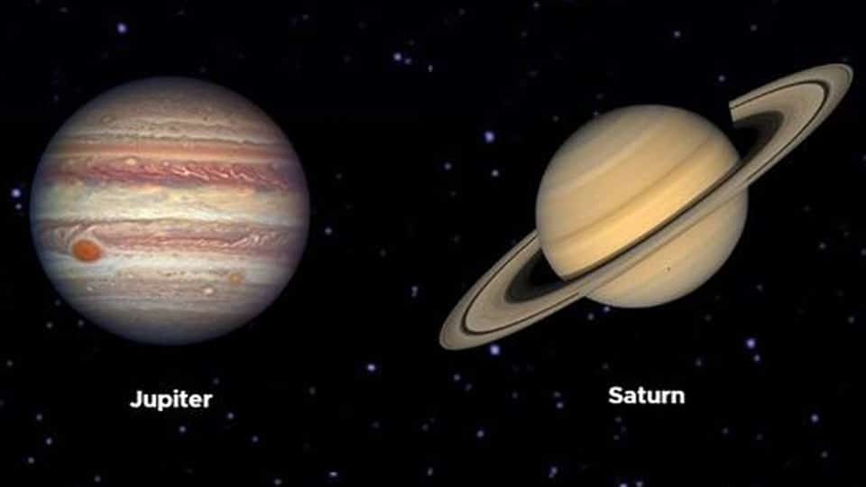 Close encounter of Jupiter and Saturn with Earth