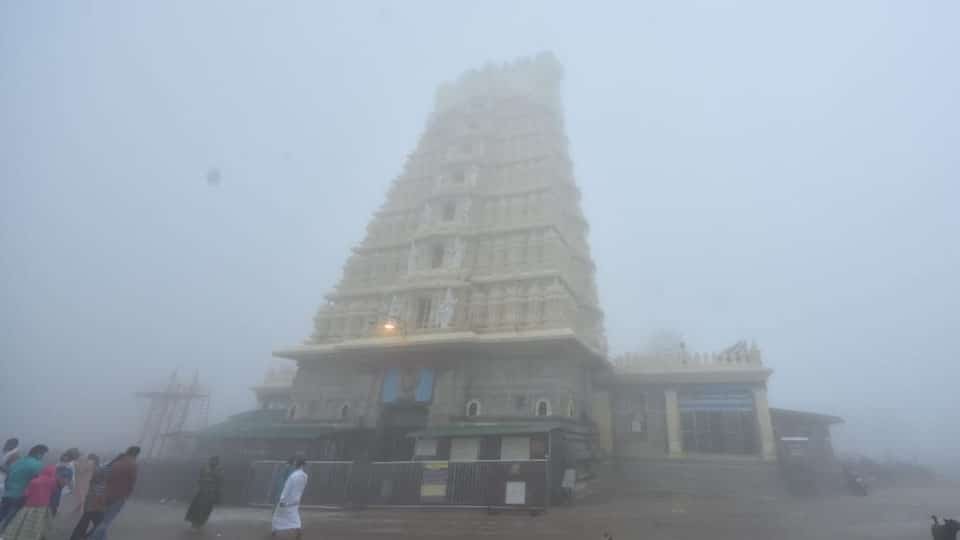 Lockdown, entry ban on devotees during Ashada Fridays, Vardhanti: Rs. 8 crore loss for Chamundi Temple in three months