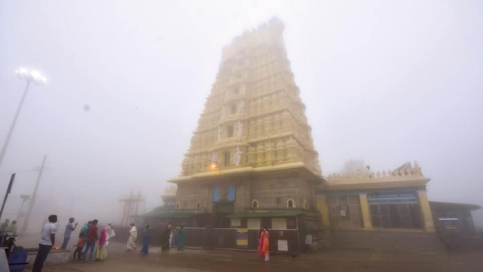 Chamundeshwari and Uttanahalli Temples shut for devotees on July 13, 14 and 17