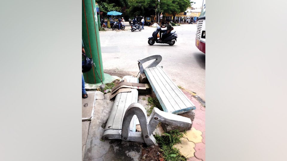 Broken concrete bench needs to be replaced at Vivekananda Circle